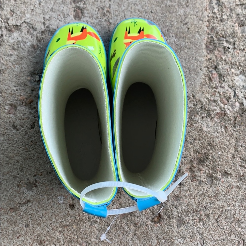 Kids Boots - Picture 3 of 6
